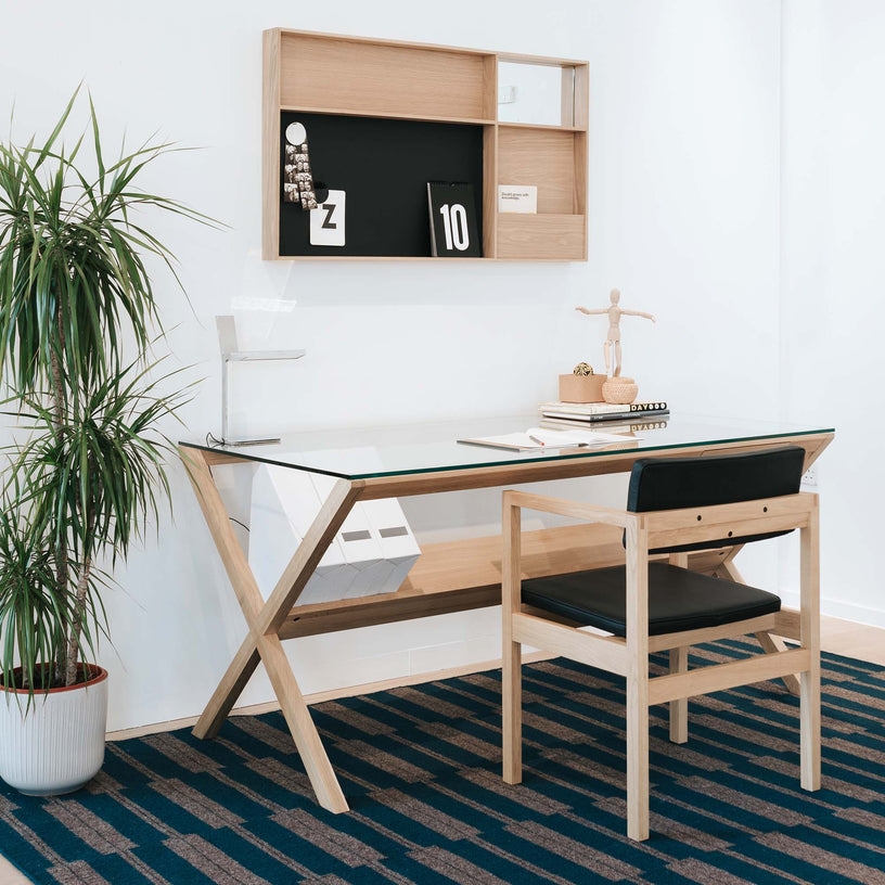 Covet-desk